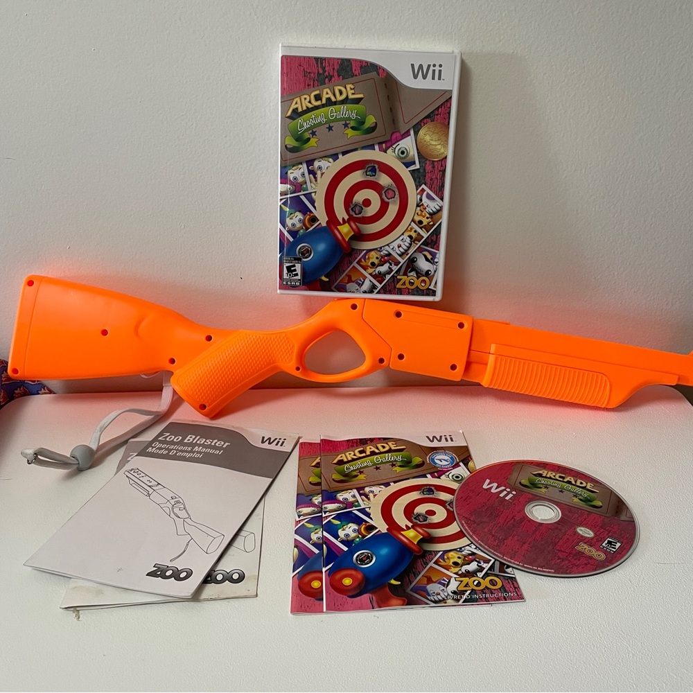 Arcade Shooting Gallery w Blaster Nintendo Wii Complete Bundle